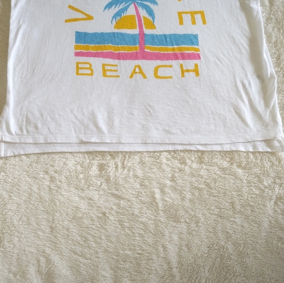 Lucky🍀 Brand "Venice Beach"🏖️ Graphic Tee - Picture 7 of 13
